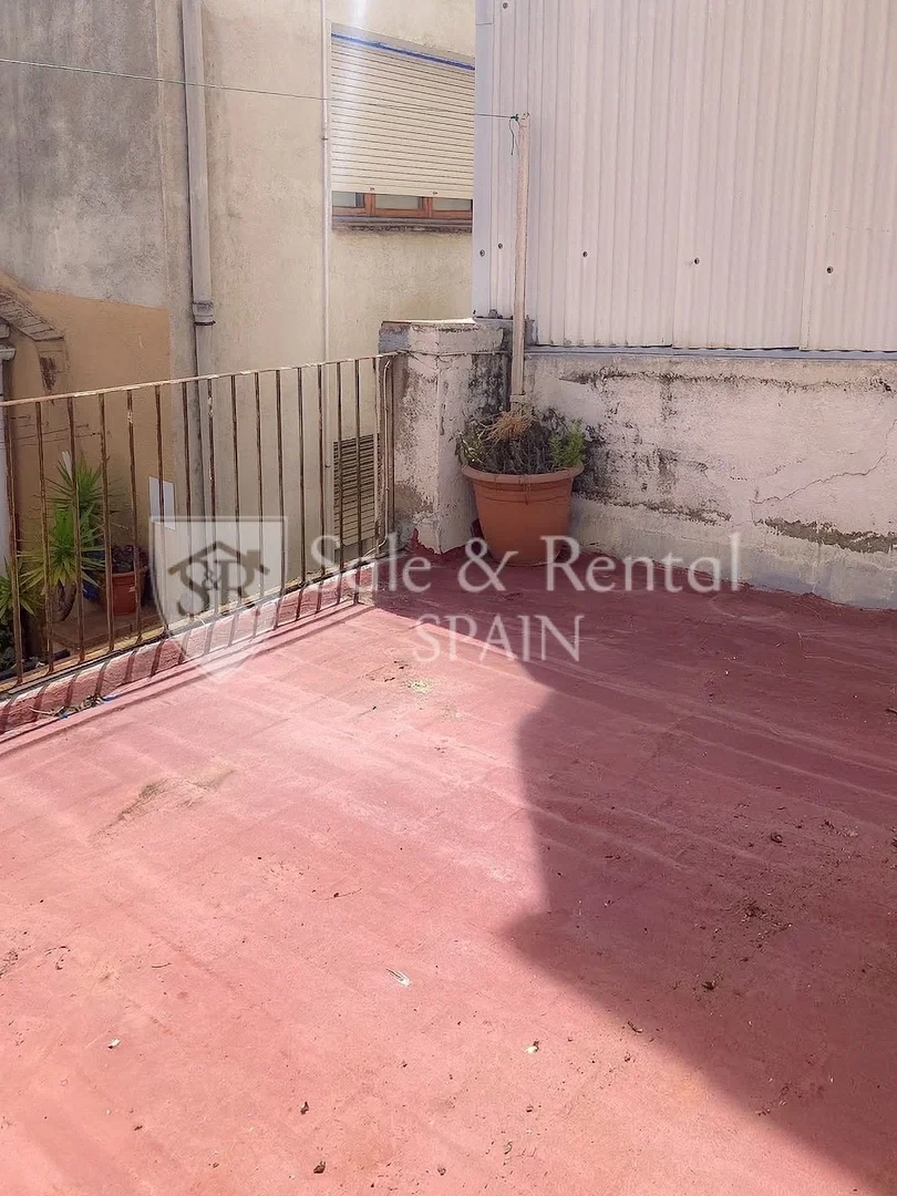 1 - venta edificio a pie de playa blanes cataluña españa
