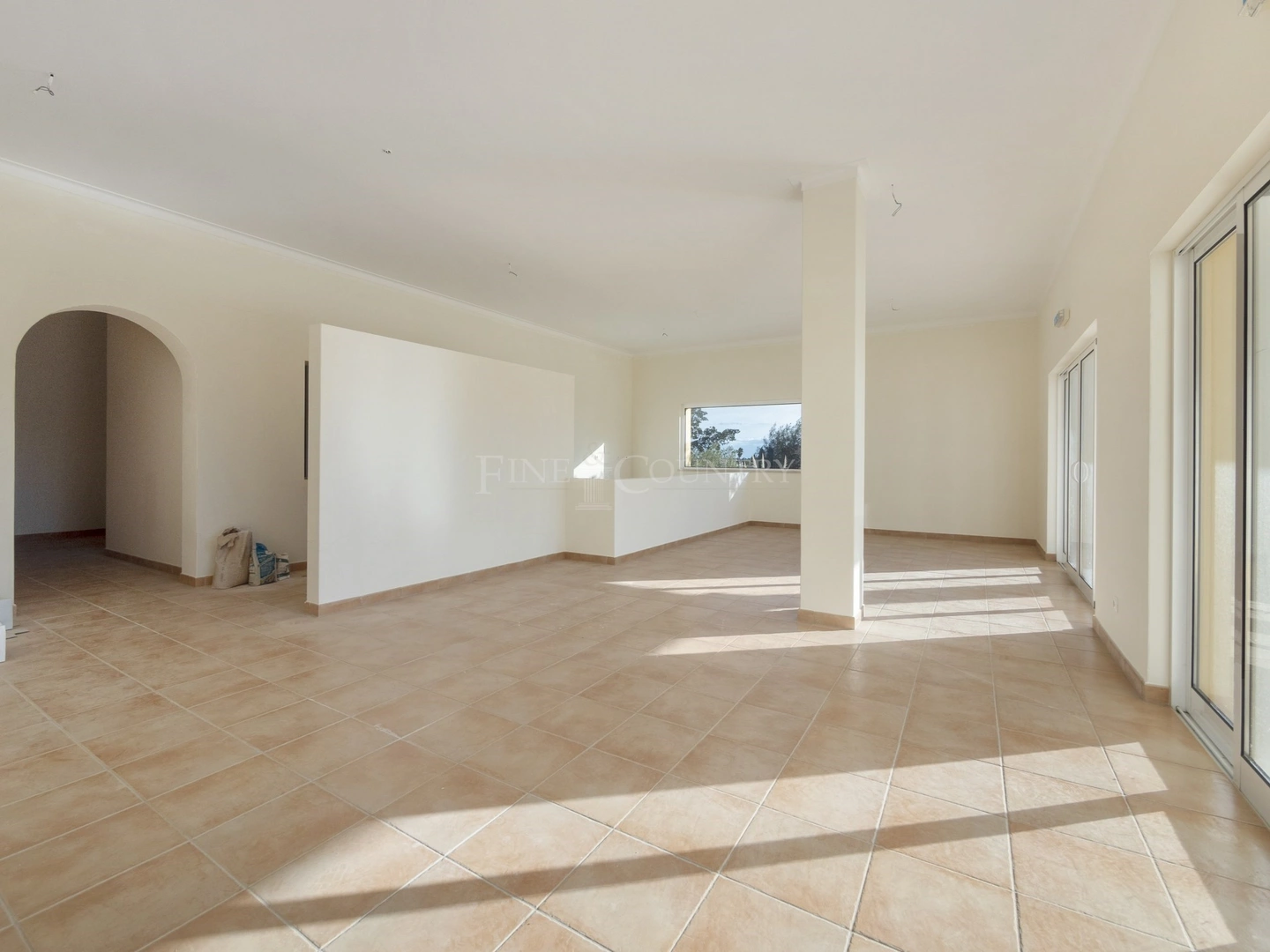1 - venda espaço comercial carvoeiro algarve portugal