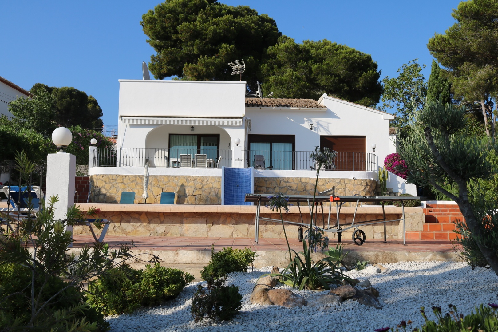 1 - aluguer sazonal casa a praia ao pé moraira - costa blanca comunidade valenciana espanha