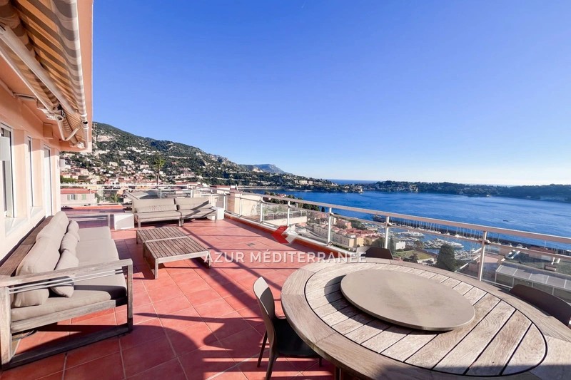 Apartamento com piscina
