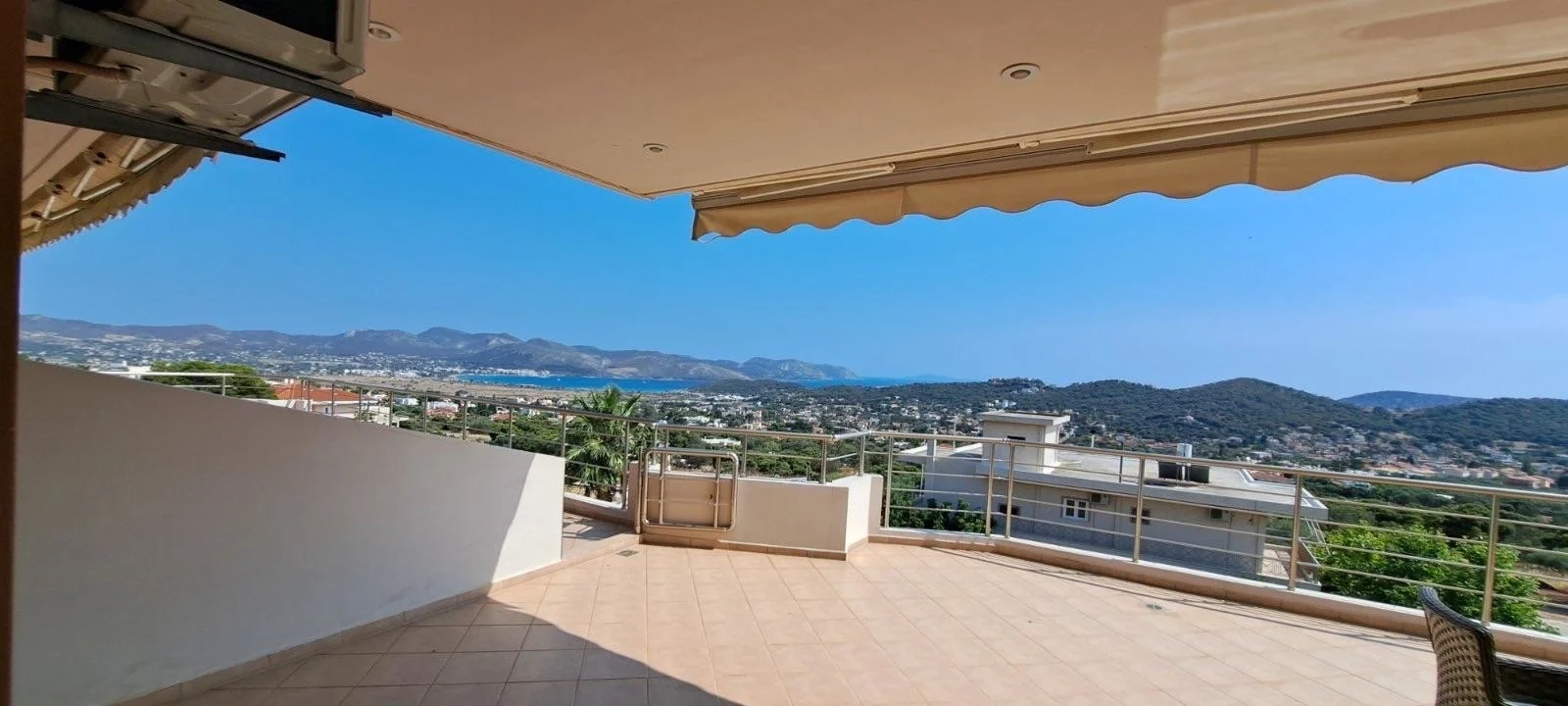 2 - vente appartement vue mer anavissos attique grèce