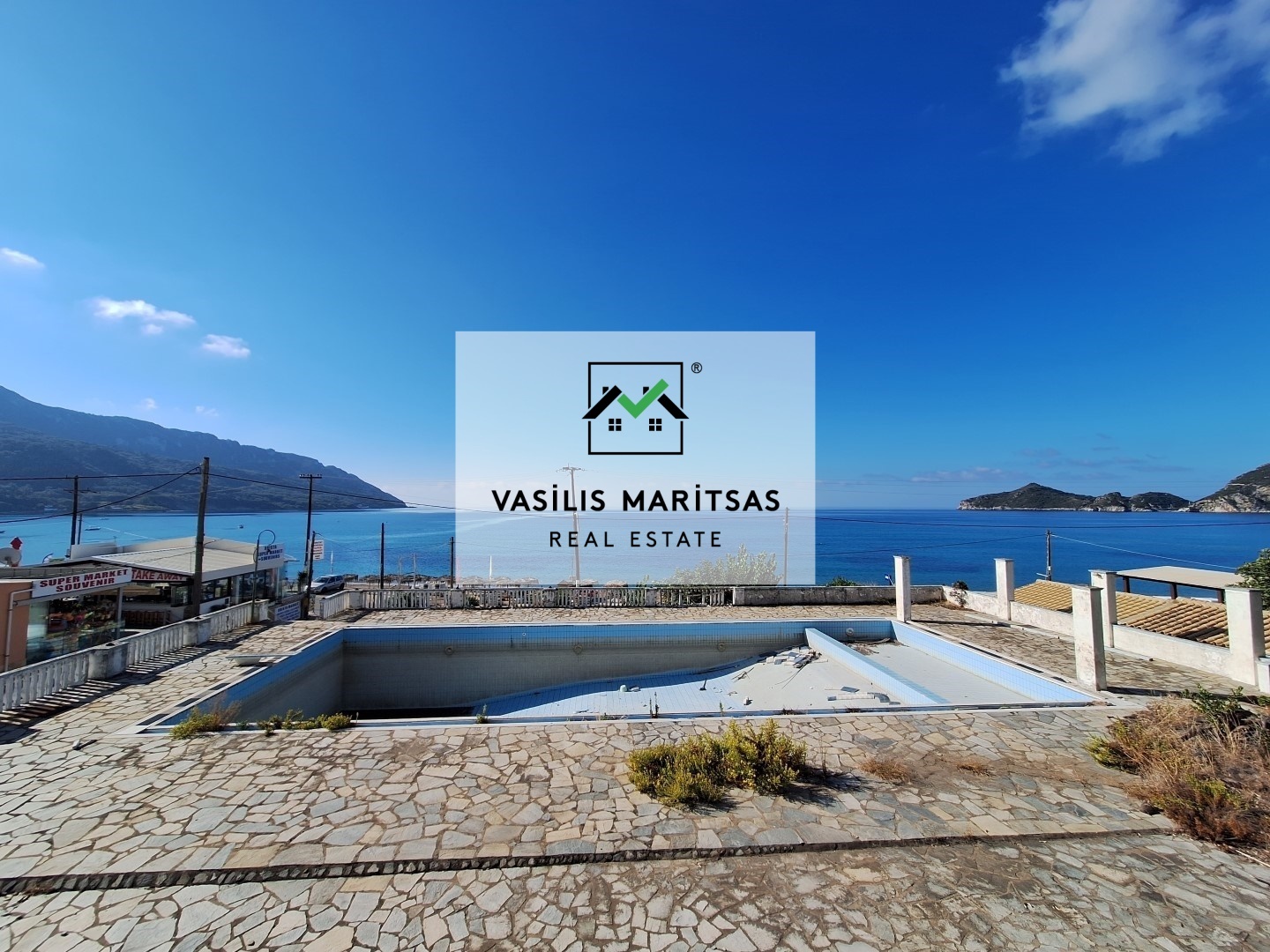 2 - vente commerce pieds dans l'eau corfu îles ioniennes grèce