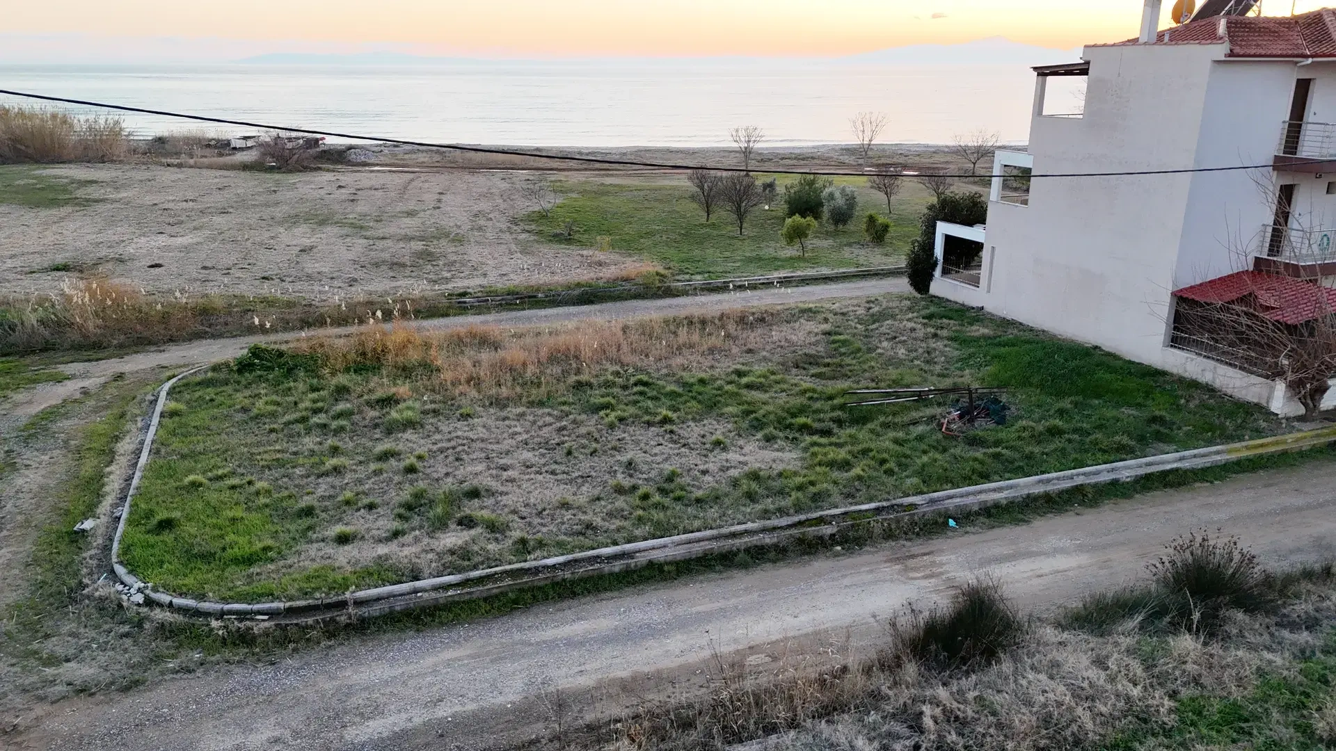 1 - vente terrain pieds dans l'eau néa moudhaniá macédoine centrale grèce