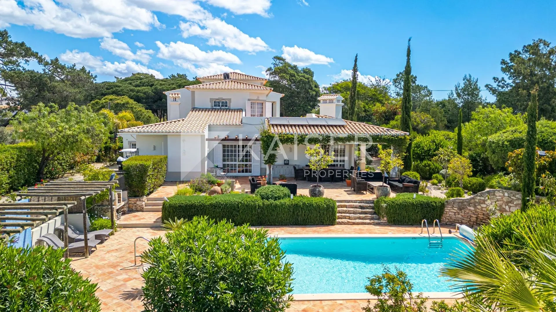 1 - house for sale in benagil algarve portugal