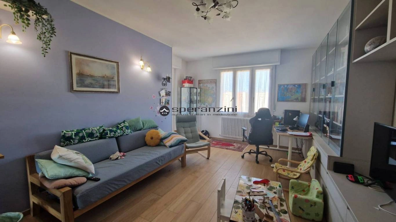 2 - venda apartamento fano marcas itália