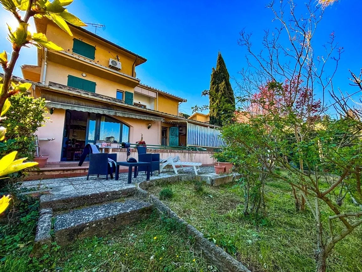 2 - vendita appartamento montescudaio toscana italia