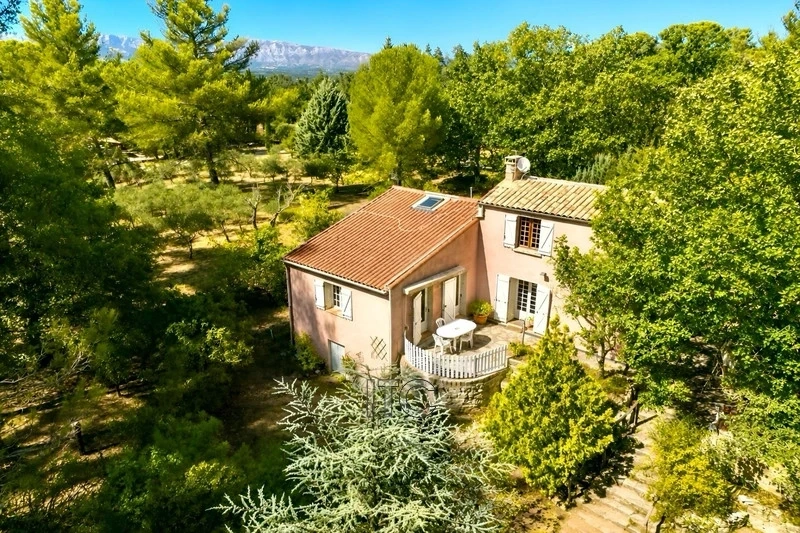 1 - vente maison trets bouches-du-rhône france