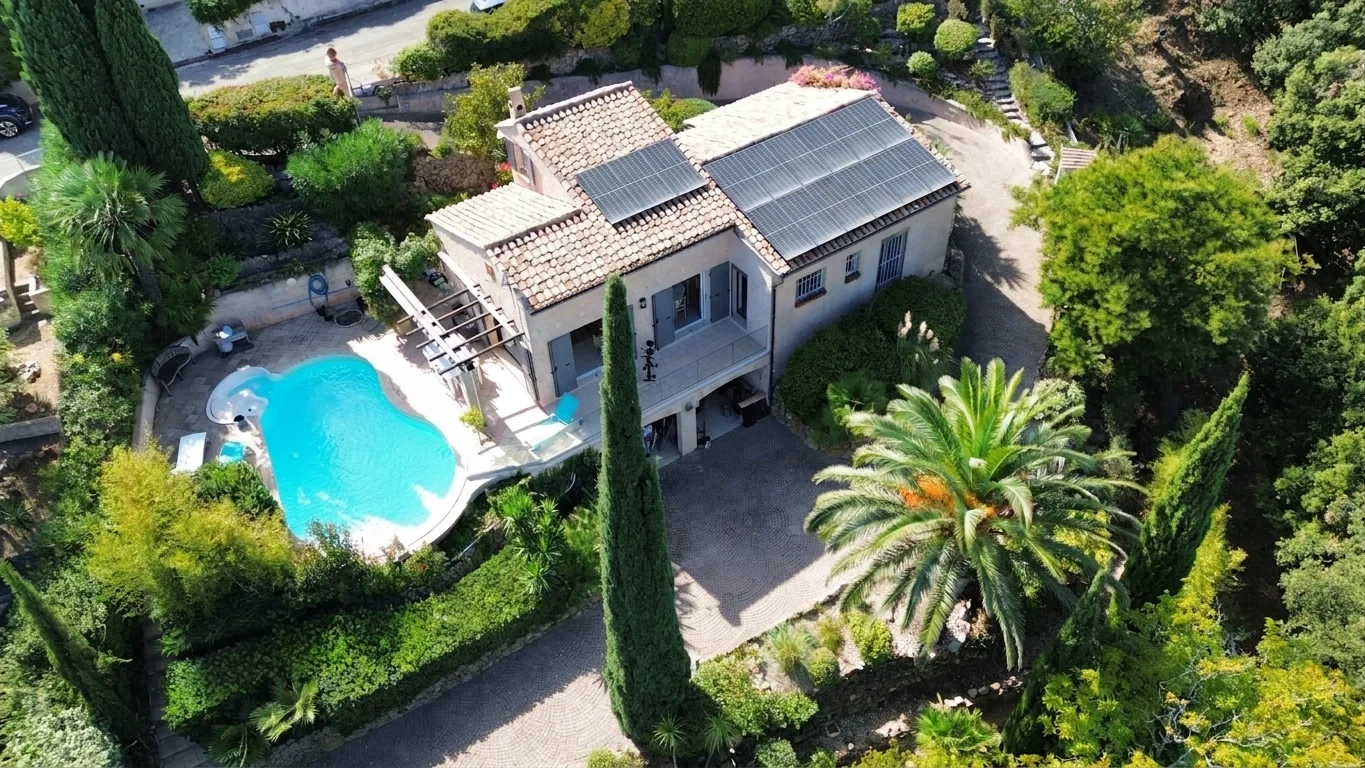 1 - продажа villa вид моря лес иссамбрес вар франция