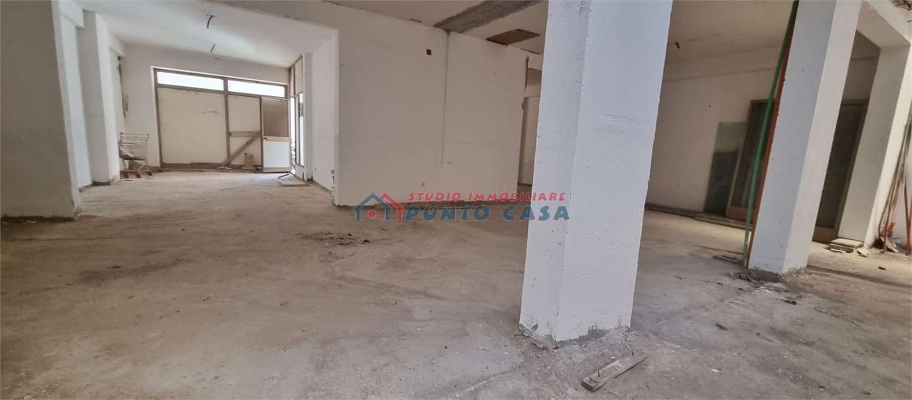1 - vente commerce trapani sicile italie