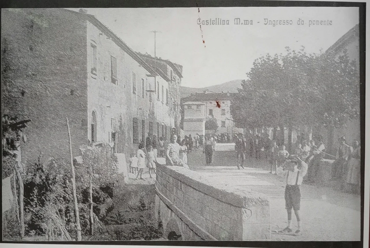 2 - verkoop huis uitzicht op zee castellina marittima tuscany italië