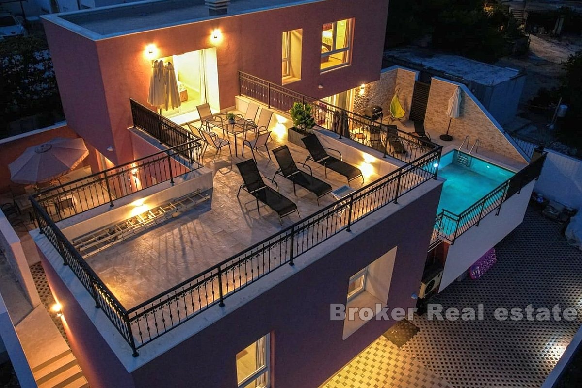 2 - venta casa vista al mar marina split-dalmacia croacia