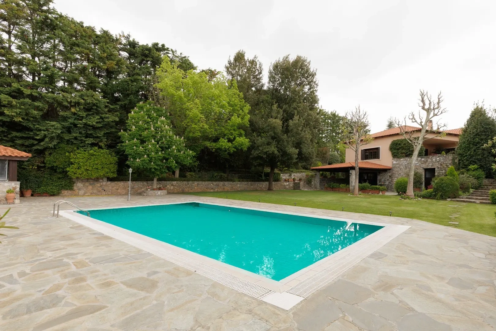 2 - house for sale in kapandriti attica greece