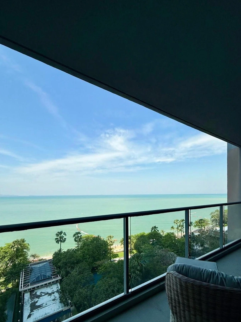 2 - продажа квартира ноги в воде pattaya чонбури таиланд