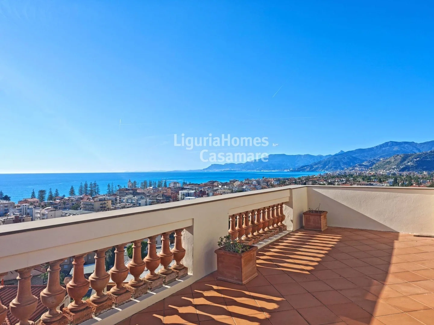 2 - vente appartement vue mer bordighera ligurie italie