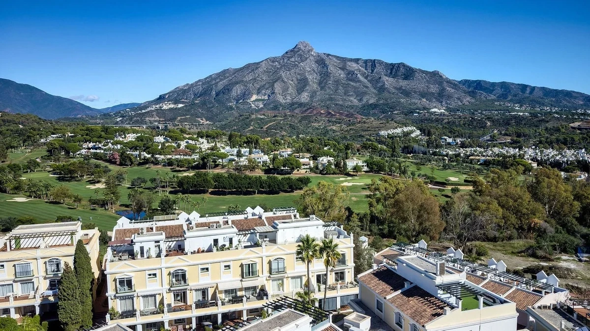 1 - vendita appartamento vista mare nueva andalucia andalusia spagna