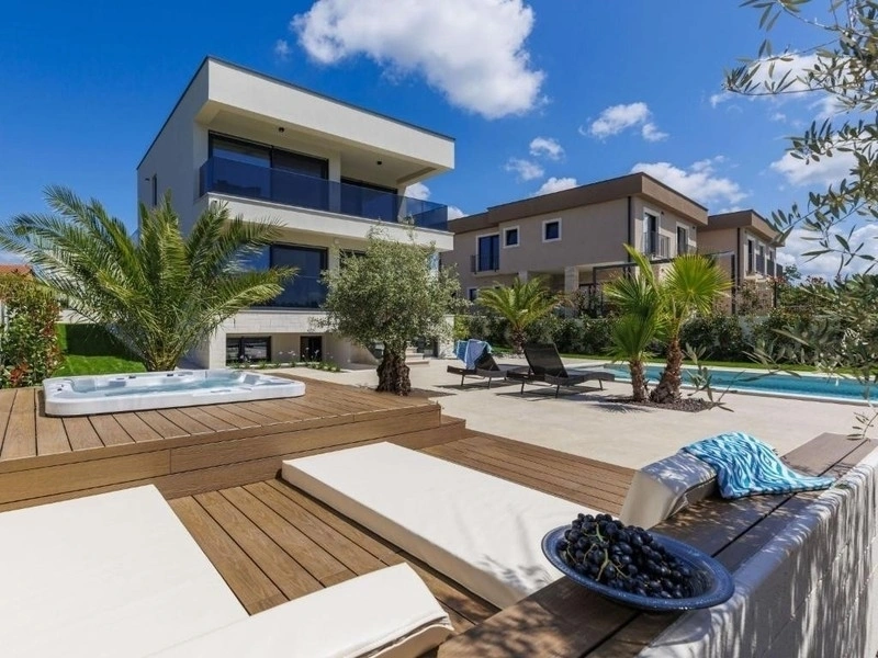 1 - venta villa vista al mar poreč istria croacia