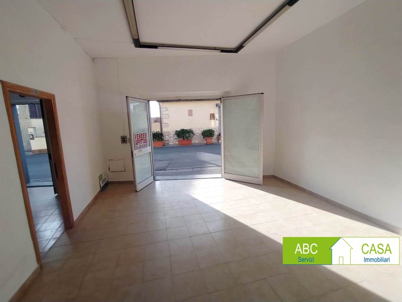 2 - venda espaço comercial rosignano marittimo toscana itália