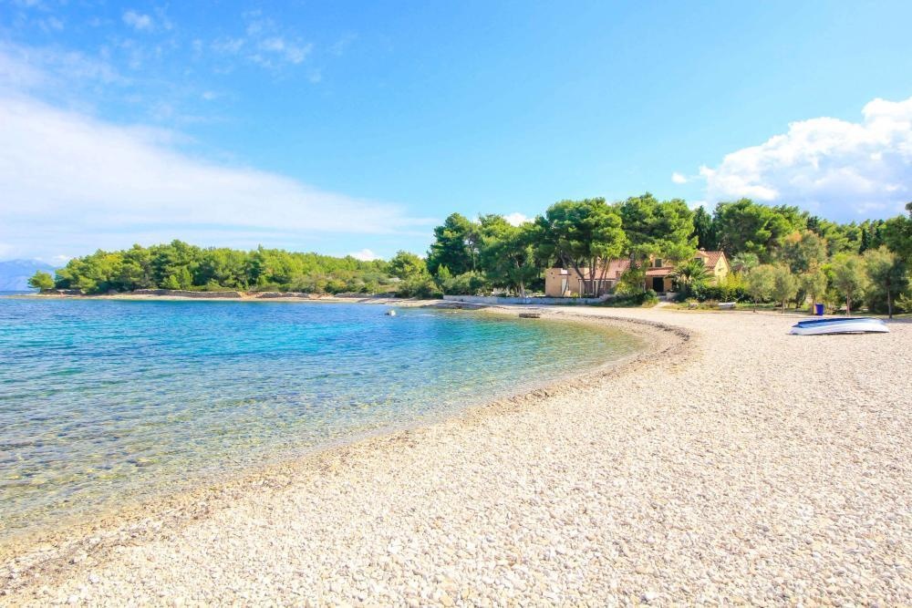 1 - waterfront house for sale in supetar split-dalmatia croatia