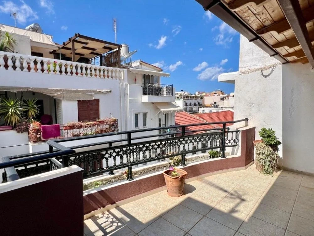 2 - verkoop appartement uitzicht op zee agios nikolaos crete griekenland