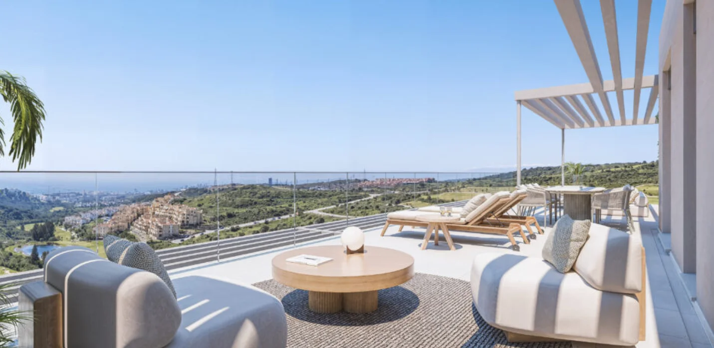 3 bedroom sea view apartment with swimming pool