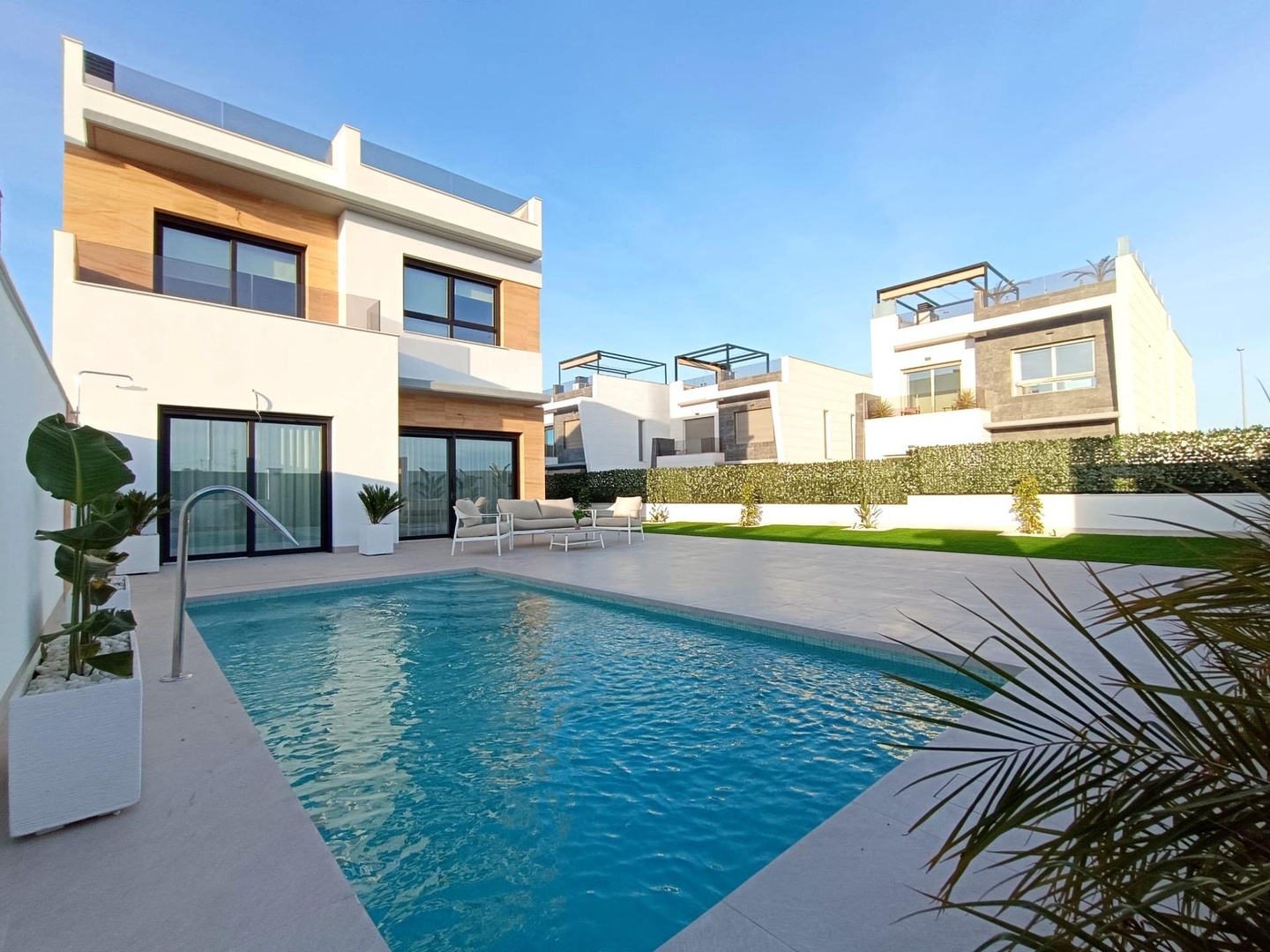 1 - house for sale in benijofar valencian community spain
