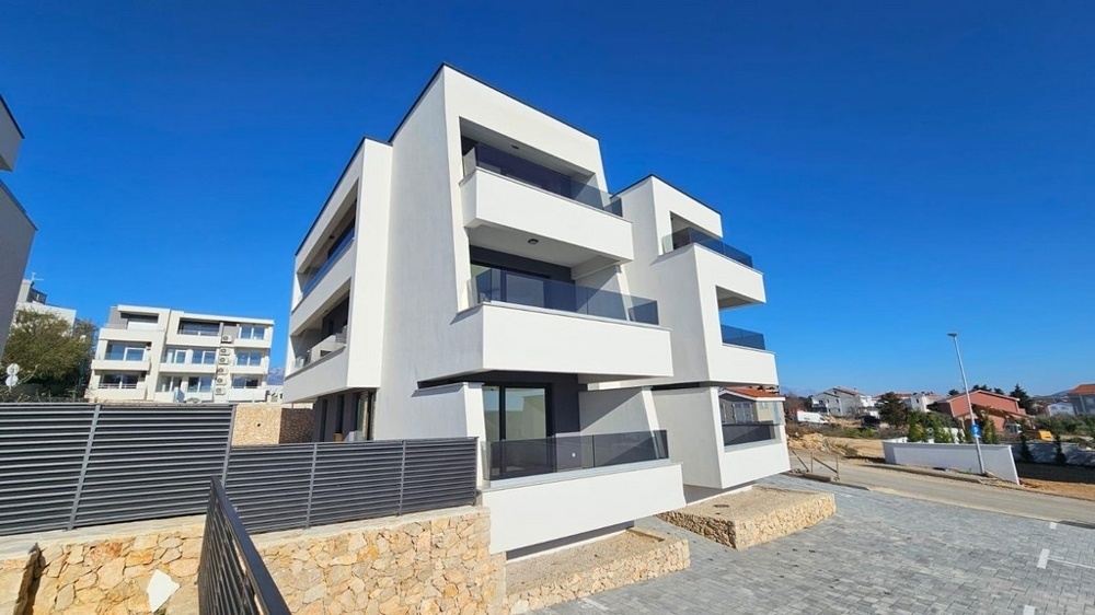 2 - vendita appartamento vista mare novalja lika-segni croazia