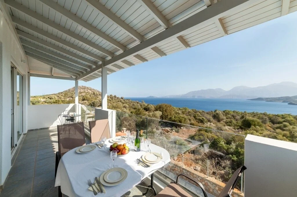 2 - vente maison vue mer vathí grèce centrale grèce