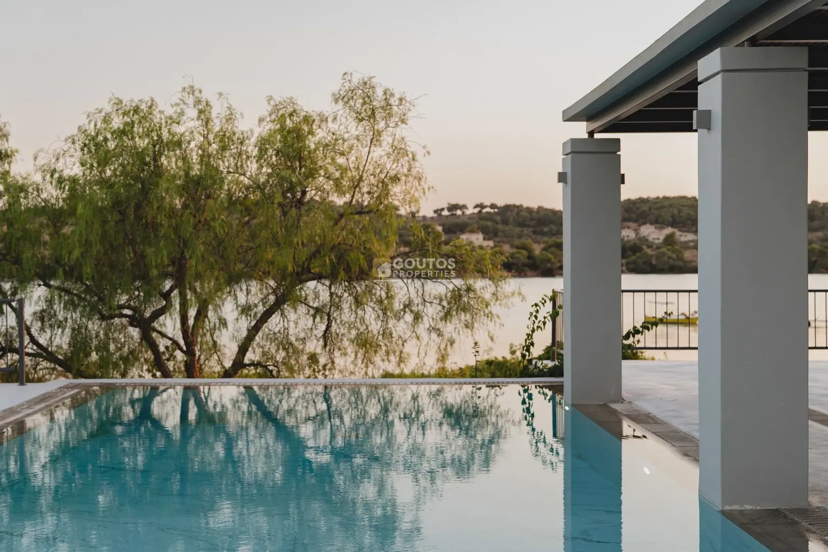 1 - venta casa vista al mar porto cheli peloponeso grecia