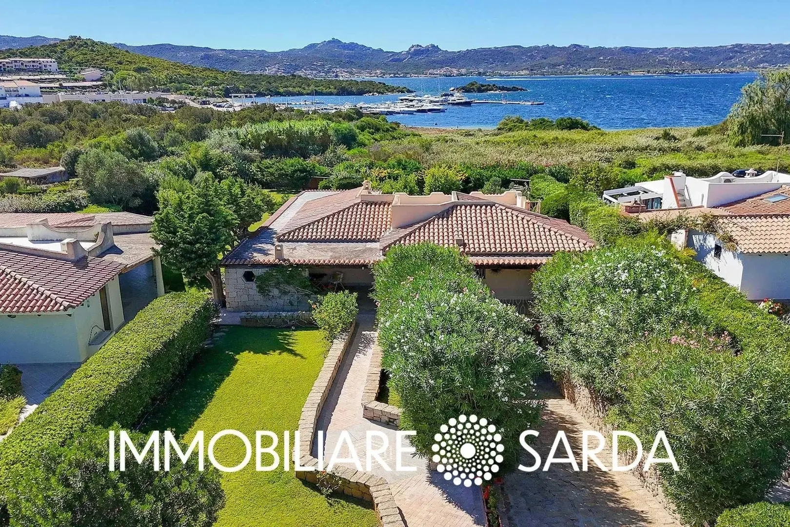 1 - venta casa vista al mar arzachena cerdeña italia
