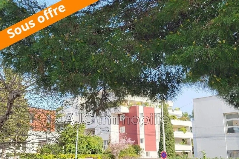 Wohnung mit Terrasse