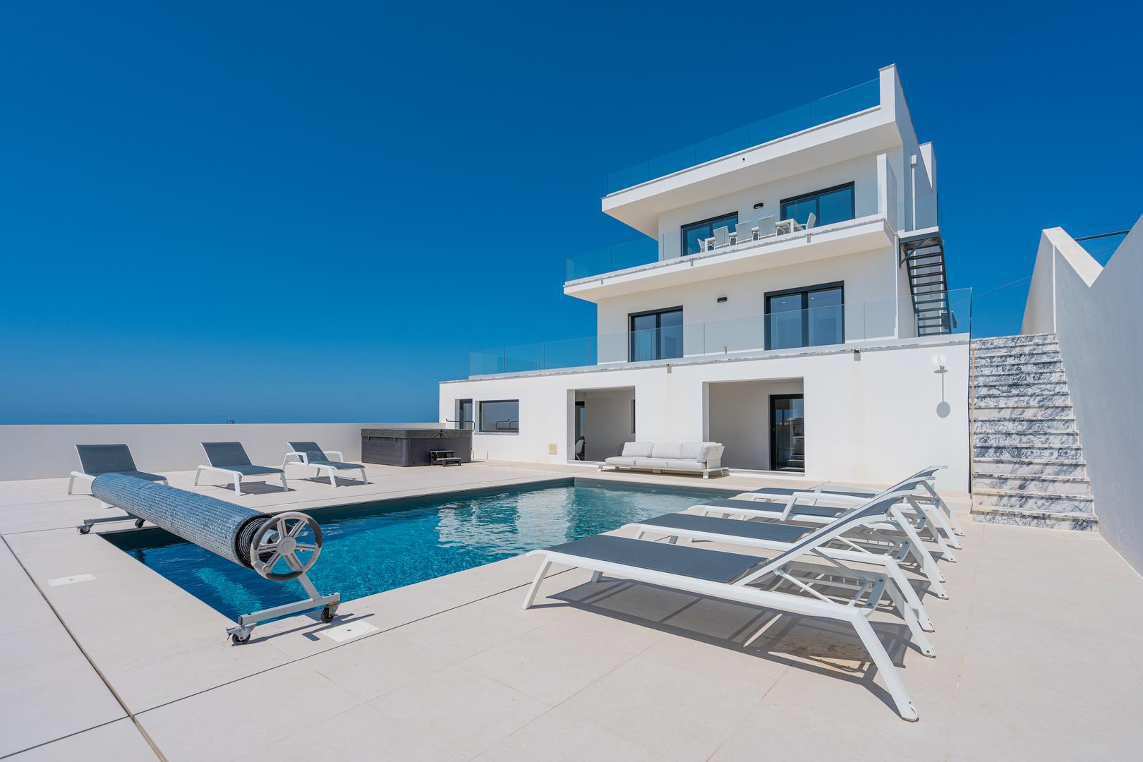 1 - sea view house for vacation rentals in lourinhã centro region portugal