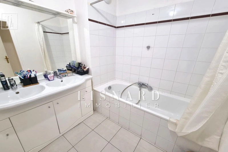 2 - apartment for sale in vallauris alpes-maritimes france