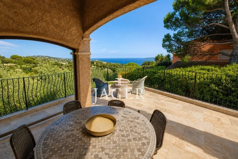 2 - vente maison vue mer sainte-maxime var france